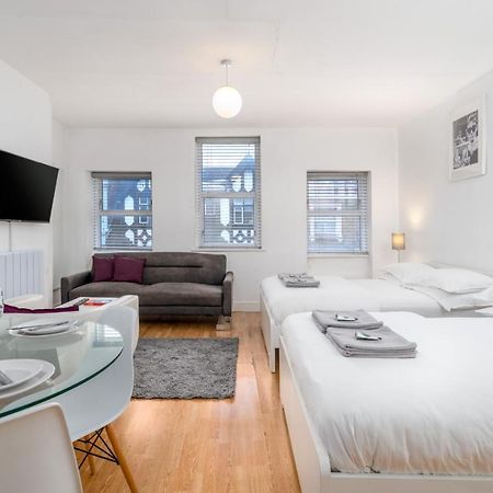 Soho & Covent Garden Apartment, Sleeps 3 Londra Exterior foto