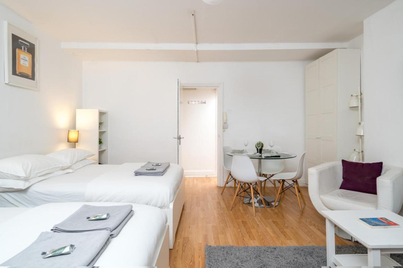 Soho & Covent Garden Apartment, Sleeps 3 Londra Exterior foto